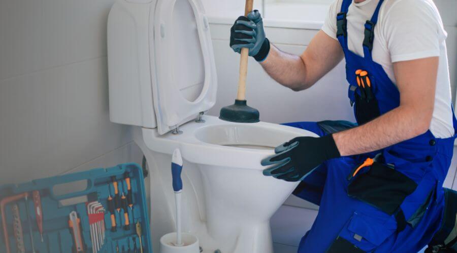Local annual plumbing maintenance in Monroe City, IN